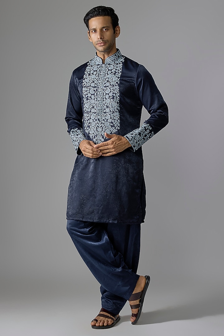 Navy Blue Cotton Blend Kurta Set by Jayesh and Kaajal Shah Men at Pernia's Pop Up Shop
