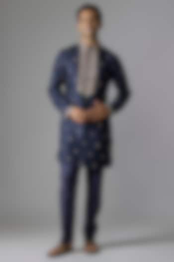 Navy Blue Silk Kurta Set by Jayesh and Kaajal Shah Men at Pernia's Pop Up Shop