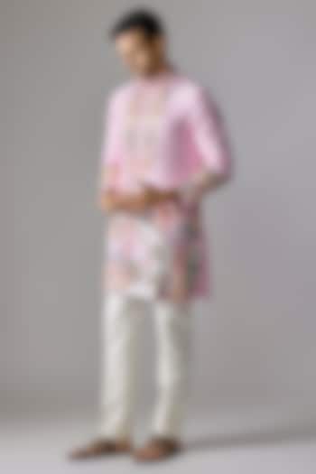 Pink Silk Kurta Set by Jayesh and Kaajal Shah Men at Pernia's Pop Up Shop