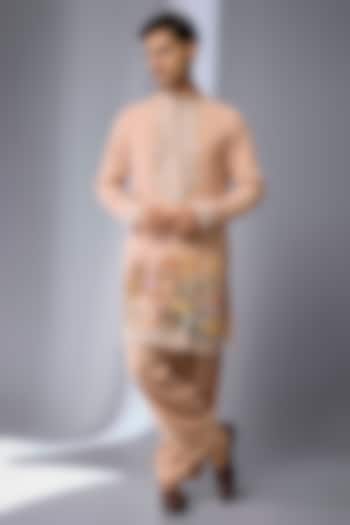 Peach Cotton Blend Kurta Set by Jayesh and Kaajal Shah Men at Pernia's Pop Up Shop