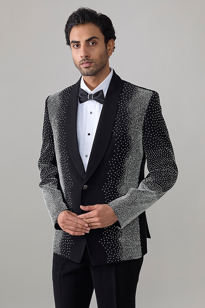 Black Suiting Tuxedo Set by Jayesh and Kaajal Shah Men at Pernia's Pop Up Shop