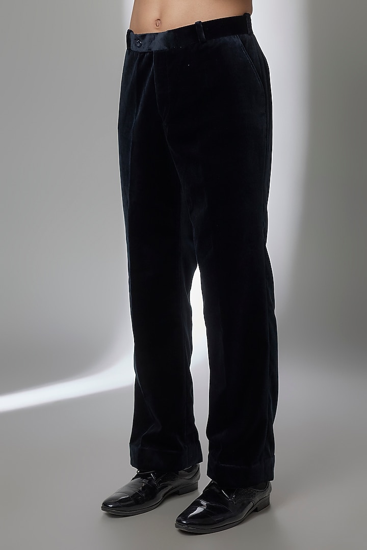 Black Velvet Tuxedo Set by Jayesh and Kaajal Shah Men at Pernia's Pop Up Shop