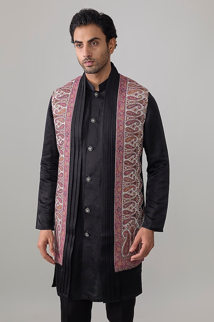 Black Silk Bundi Jacket Set by Jayesh and Kaajal Shah Men at Pernia's Pop Up Shop