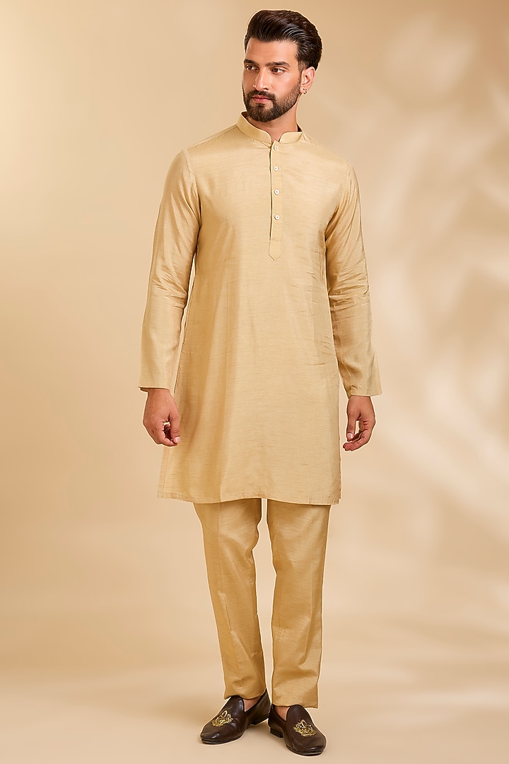 Lemon Yellow Silk Bundi Jacket Set by Jayesh and Kaajal Shah Men at Pernia's Pop Up Shop