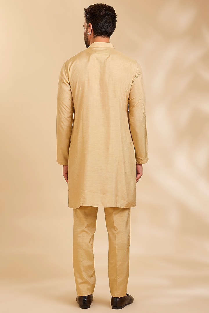 Lemon Yellow Silk Bundi Jacket Set by Jayesh and Kaajal Shah Men at Pernia's Pop Up Shop
