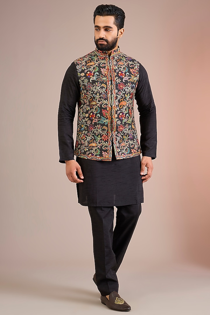 Black Silk Bundi Jacket Set by Jayesh and Kaajal Shah Men at Pernia's Pop Up Shop