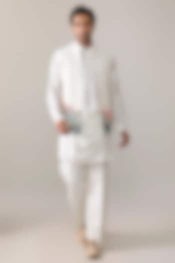 Cream Silk Bundi Jacket Set by Jayesh and Kaajal Shah Men at Pernia's Pop Up Shop