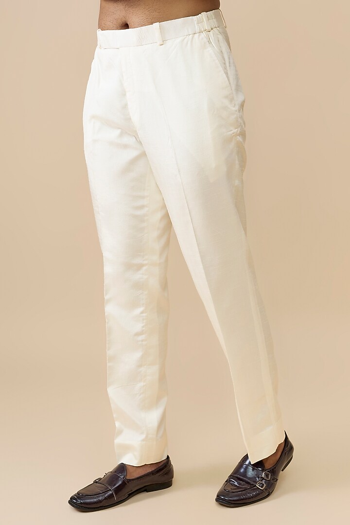 Cream Silk Groom Indowestern Set by Jayesh and Kaajal Shah Men at Pernia's Pop Up Shop