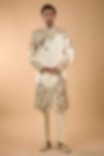 Ivory Silk Groom Sherwani Set by Jayesh and Kaajal Shah Men at Pernia's Pop Up Shop