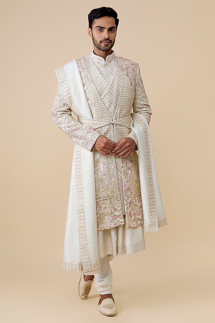 Gold Silk Groom Sherwani Set by Jayesh and Kaajal Shah Men at Pernia's Pop Up Shop