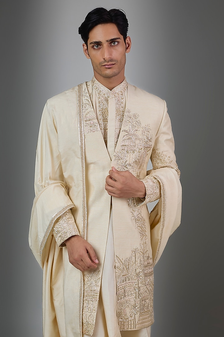 Gold Silk Groom Sherwani Set by Jayesh and Kaajal Shah Men at Pernia's Pop Up Shop
