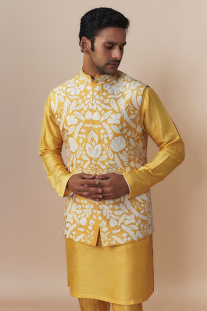 Yellow Raw Silk Patchwork Embroidered Nehru Jacket Set by Jayesh and Kaajal Shah Men at Pernia's Pop Up Shop