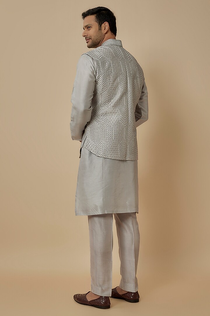 Grey Silk Thread Embroidered Nehru Jacket Set by Jayesh and Kaajal Shah Men at Pernia's Pop Up Shop
