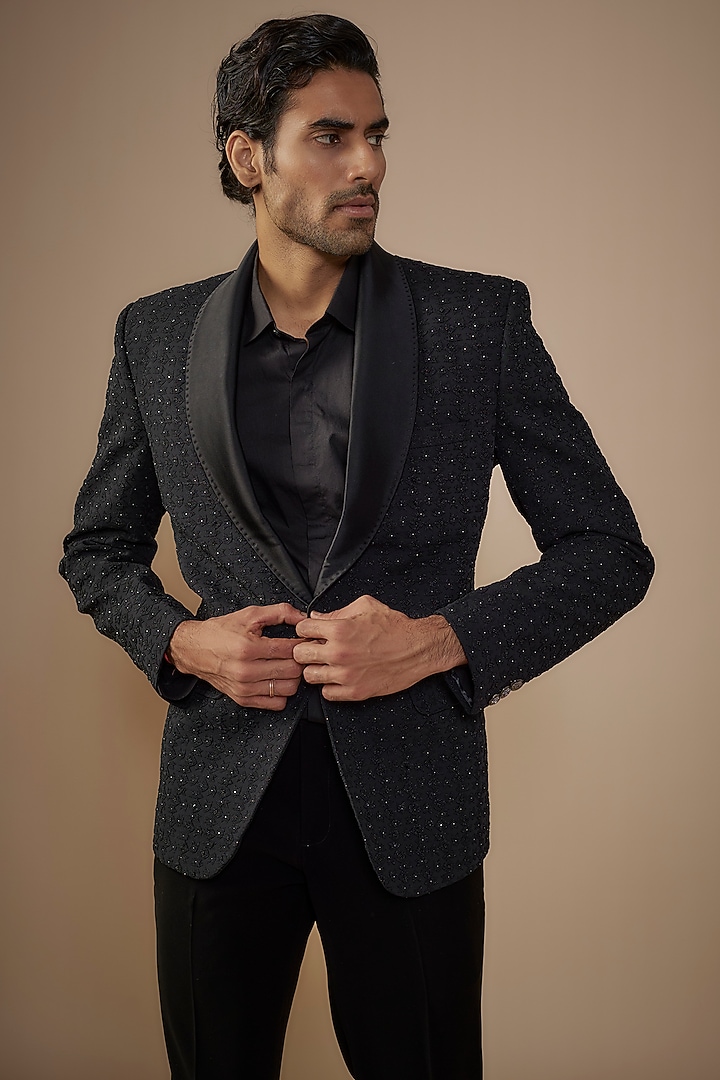 Black Polyester Thread Embroidered Blazer Set by Jayesh and Kaajal Shah Men at Pernia's Pop Up Shop