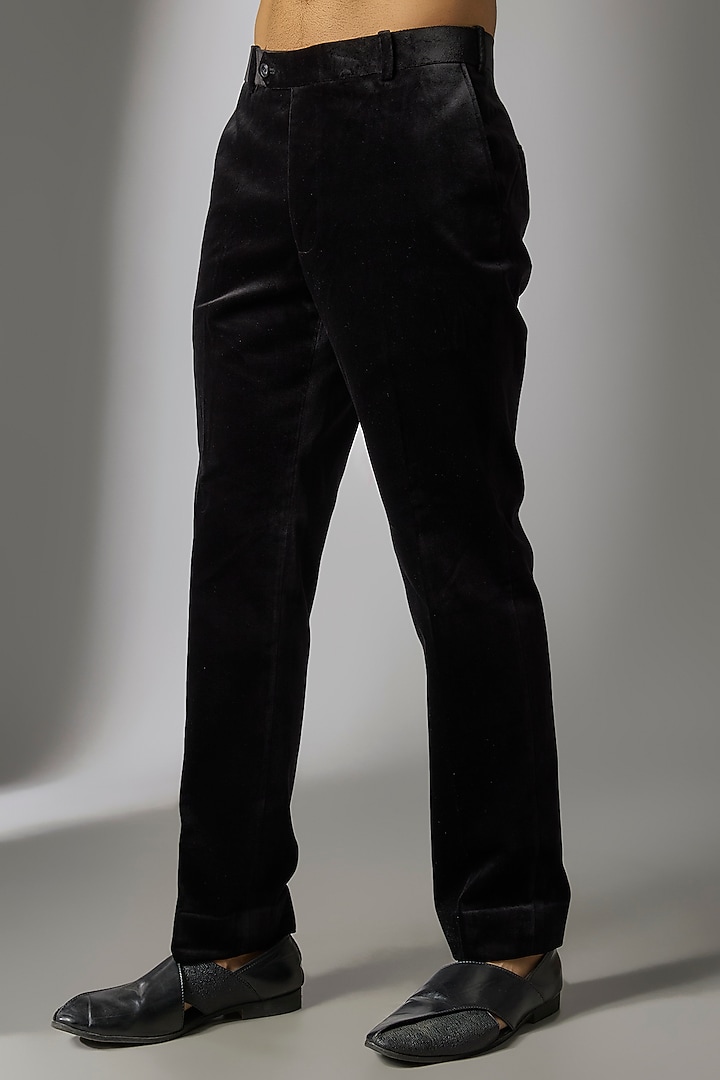 Black Velvet Indo-Western Set by Jayesh and Kaajal Shah Men at Pernia's Pop Up Shop