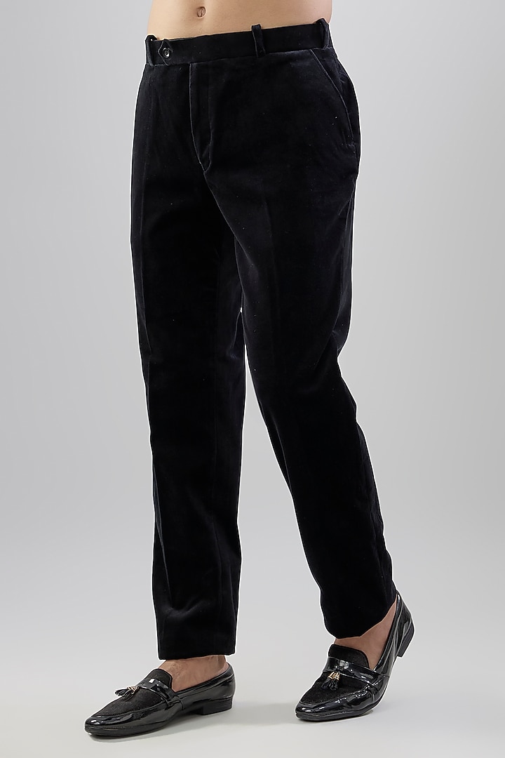 Black Velvet Thread Embellished Groom Indowestern Set by Jayesh and Kaajal Shah Men at Pernia's Pop Up Shop