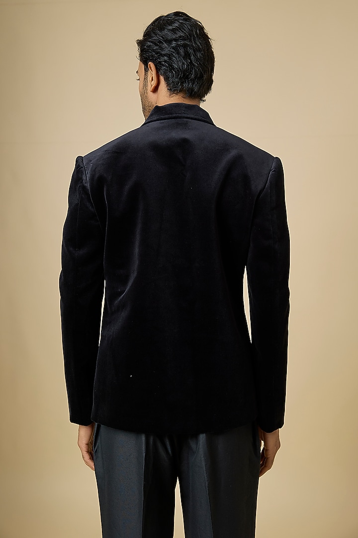 Black Velvet Embroidered Jacket by Jayesh and Kaajal Shah Men at Pernia's Pop Up Shop