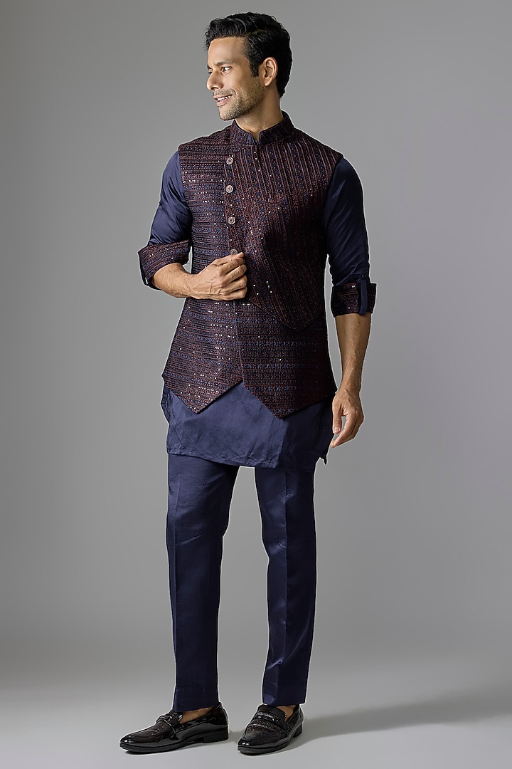 Blue Silk Bundi Jacket Set by Jayesh and Kaajal Shah Men at Pernia's Pop Up Shop