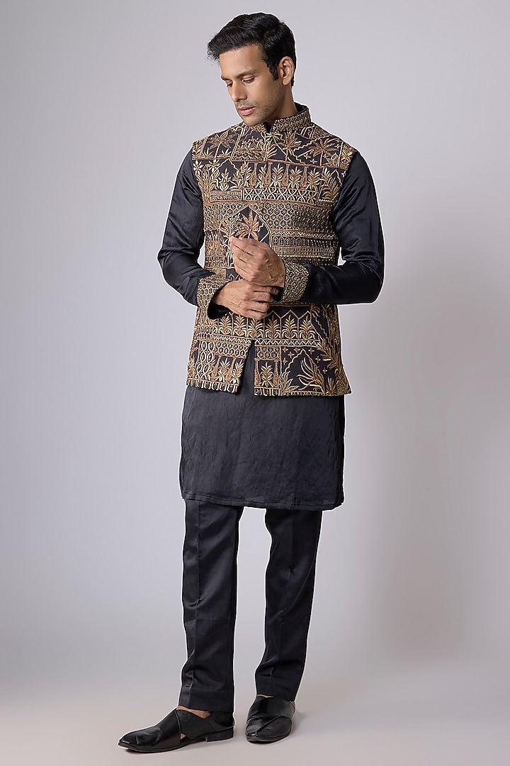 Dark Grey Silk Nehru Jacket Set by Jayesh and Kaajal Shah Men at Pernia's Pop Up Shop