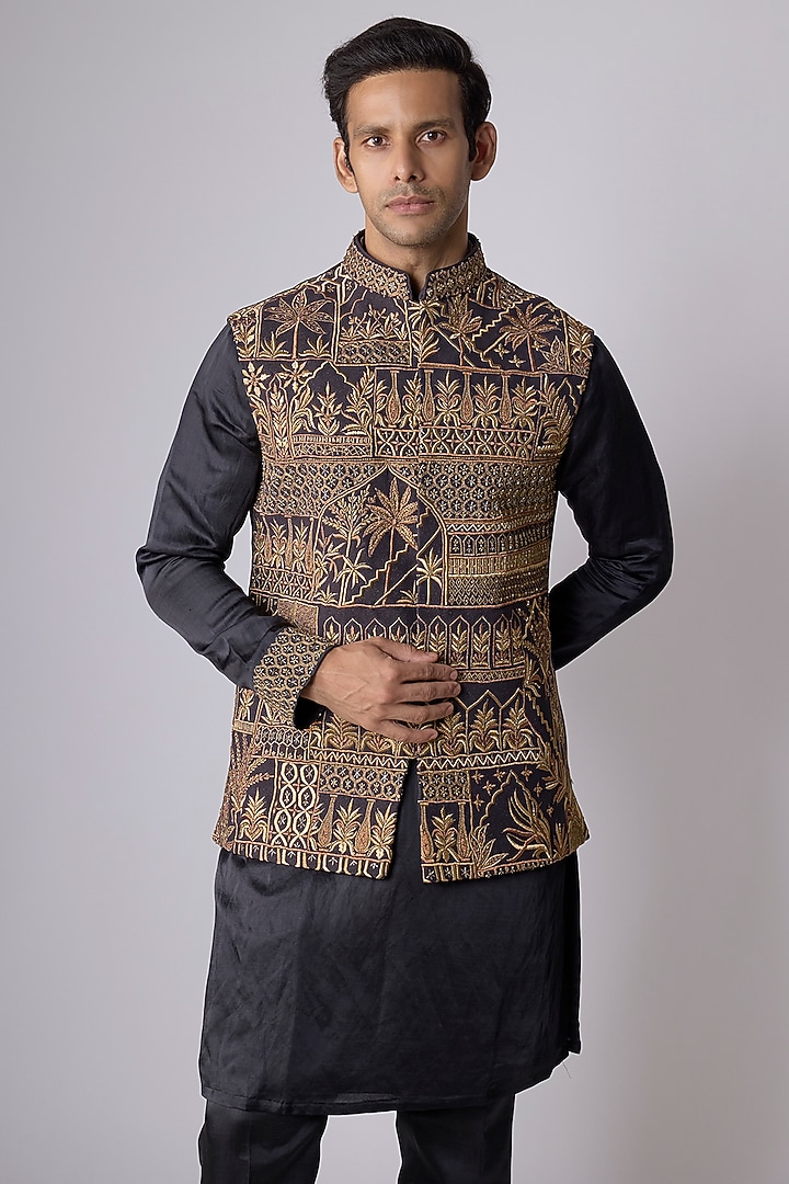 Dark Grey Silk Nehru Jacket Set by Jayesh and Kaajal Shah Men at Pernia's Pop Up Shop