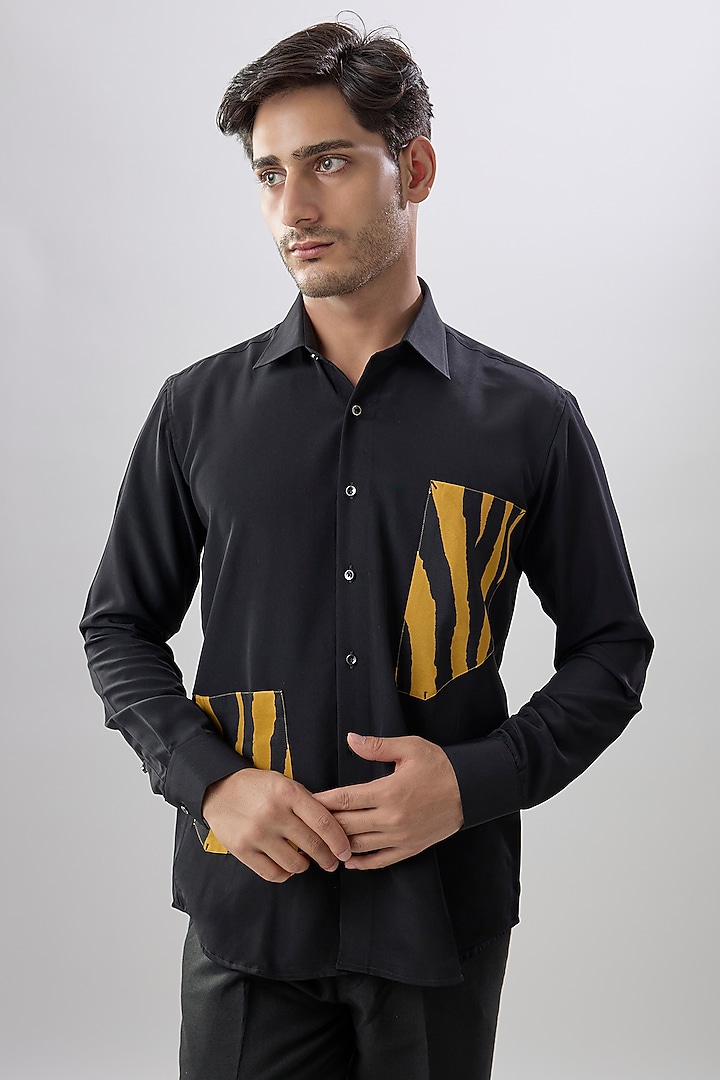 Black Cotton Party Wear Shirt by Jayesh and Kaajal Shah Men at Pernia's Pop Up Shop
