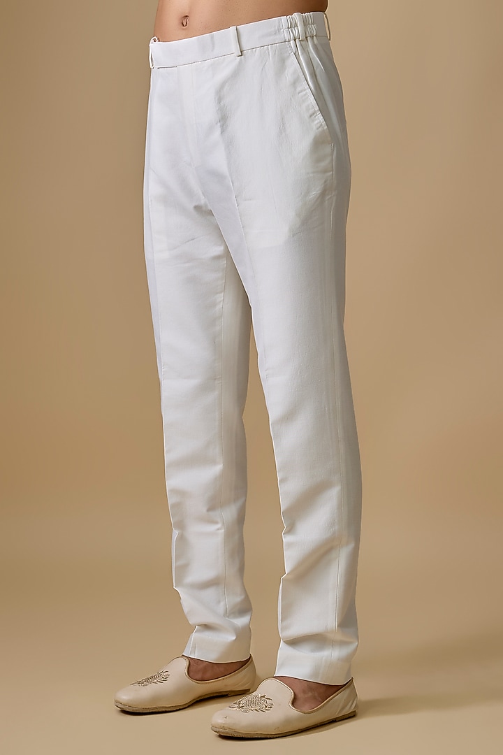 White Silk Groom Indowestern Set by Jayesh and Kaajal Shah Men at Pernia's Pop Up Shop