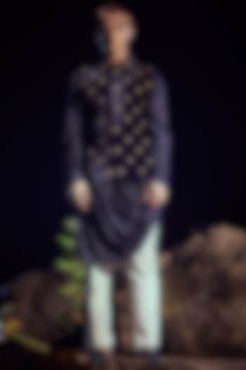 Blue Velvet Bundi Jacket With Kurta Set by Jayesh and Kaajal Shah Men at Pernia's Pop Up Shop