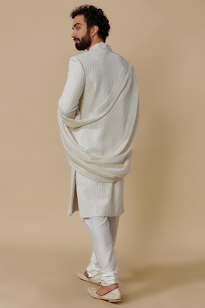 Ivory Lucknowi Groom Sherwani Set by Jayesh and Kaajal Shah Men at Pernia's Pop Up Shop