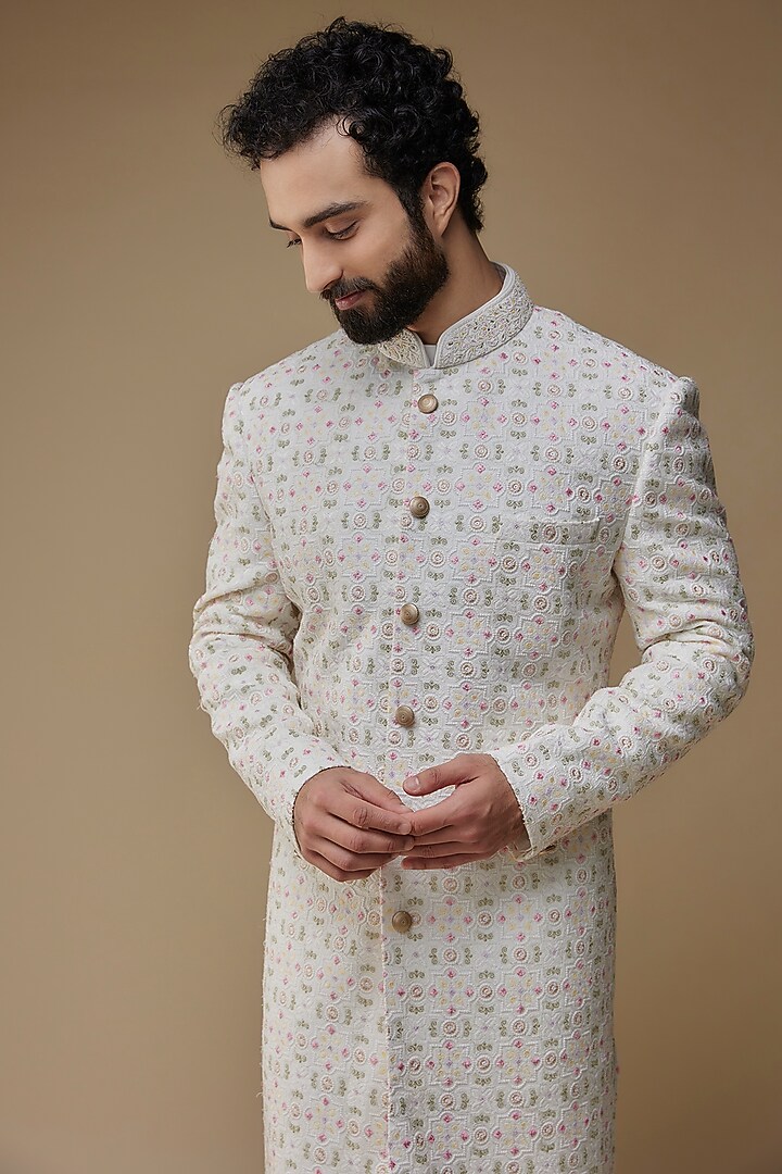 White Silk Embroidered Wedding Sherwani Set by Jayesh and Kaajal Shah Men at Pernia's Pop Up Shop
