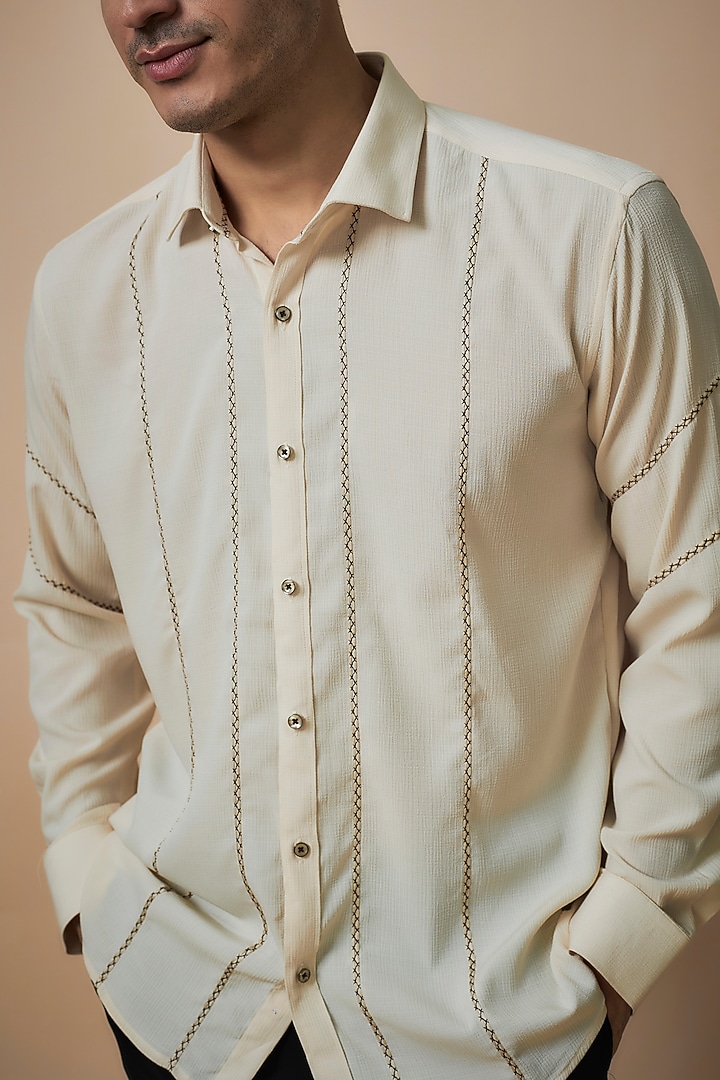 White Knitted Fabric Party Wear Shirt by Jayesh and Kaajal Shah Men at Pernia's Pop Up Shop