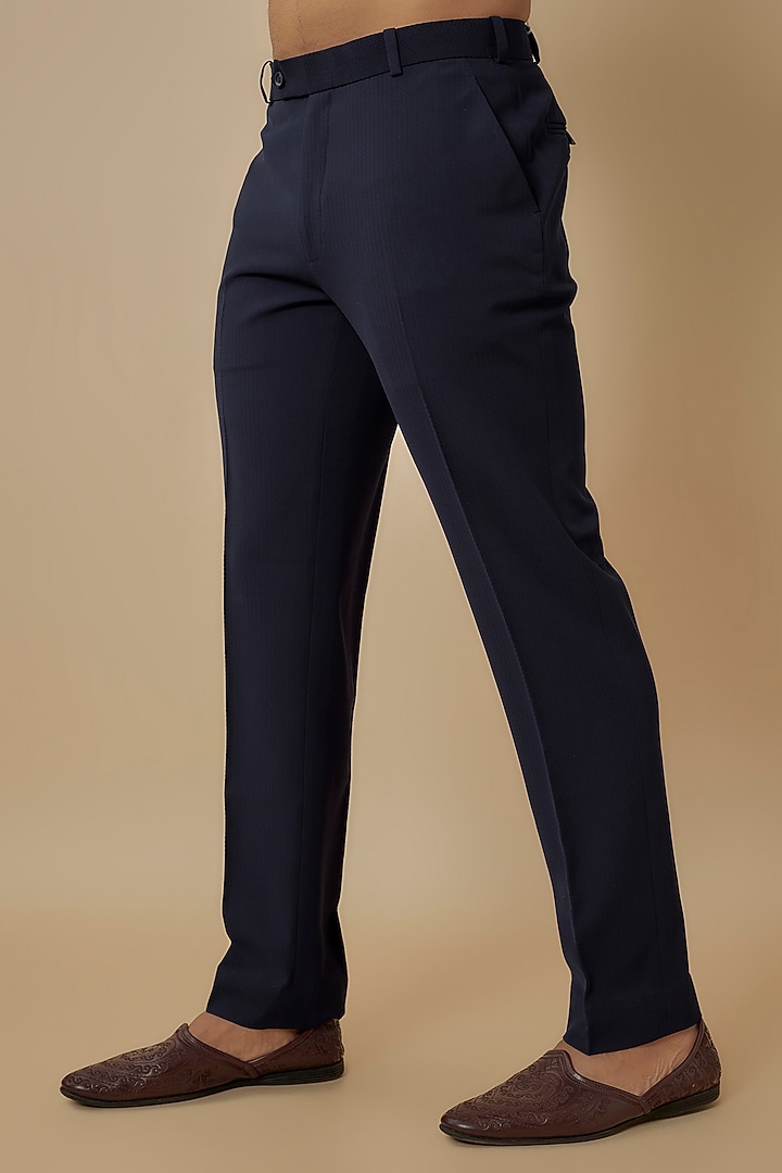 Navy Blue Silk Bead Embroidered Indo-Western Set by Jayesh and Kaajal Shah Men at Pernia's Pop Up Shop