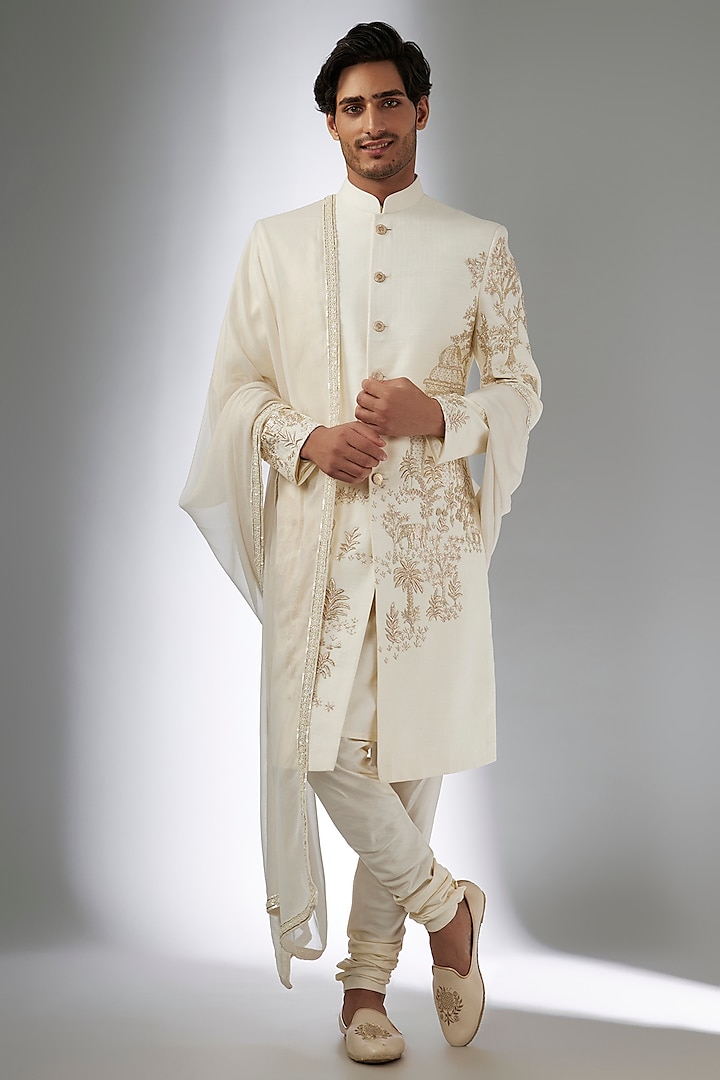 Ivory Herringbone Groom Sherwani Set by Jayesh and Kaajal Shah at Pernia's Pop Up Shop