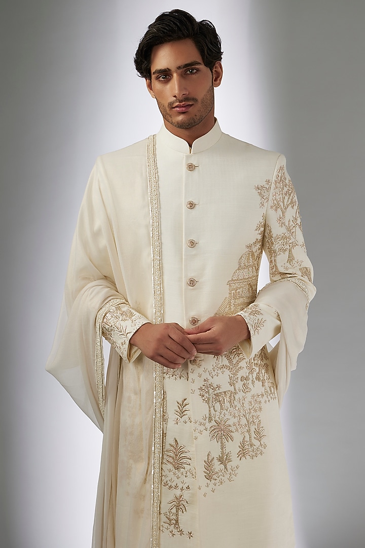 Ivory Herringbone Groom Sherwani Set by Jayesh and Kaajal Shah Men at Pernia's Pop Up Shop