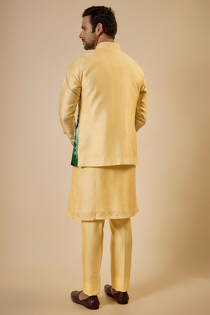 Yellow Nokia Silk Patch Work Bundi Jacket Set by Jayesh and Kaajal Shah Men at Pernia's Pop Up Shop