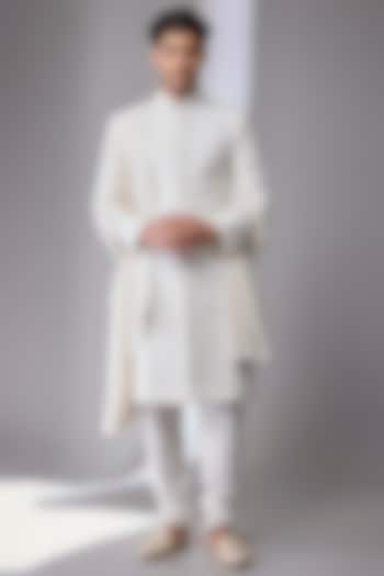 White Silk Groom Sherwani Set by Jayesh and Kaajal Shah Men at Pernia's Pop Up Shop
