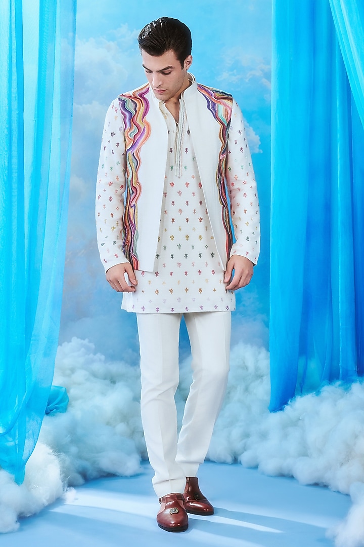 Ivory Silk Bundi Jacket Set by Jayesh and Kaajal Shah Men at Pernia's Pop Up Shop