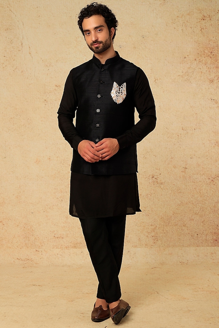 Black Silk Embroidered Bundi Jacket With Kurta Set by JAYESH SHAH
