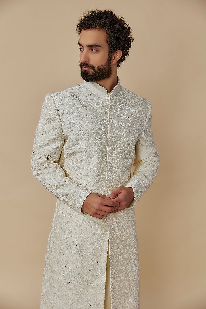 Ivory Raw Silk Groom Sherwani Set by Jayesh and Kaajal Shah Men at Pernia's Pop Up Shop