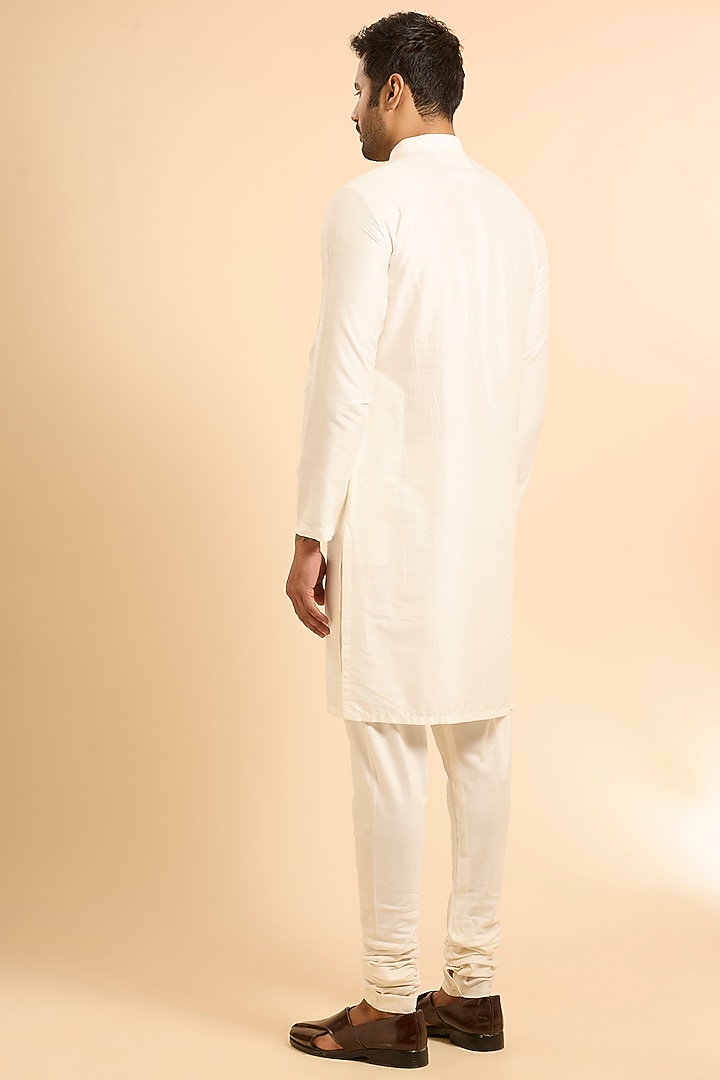 Ivory Silk Groom Sherwani Set by Jayesh and Kaajal Shah Men at Pernia's Pop Up Shop
