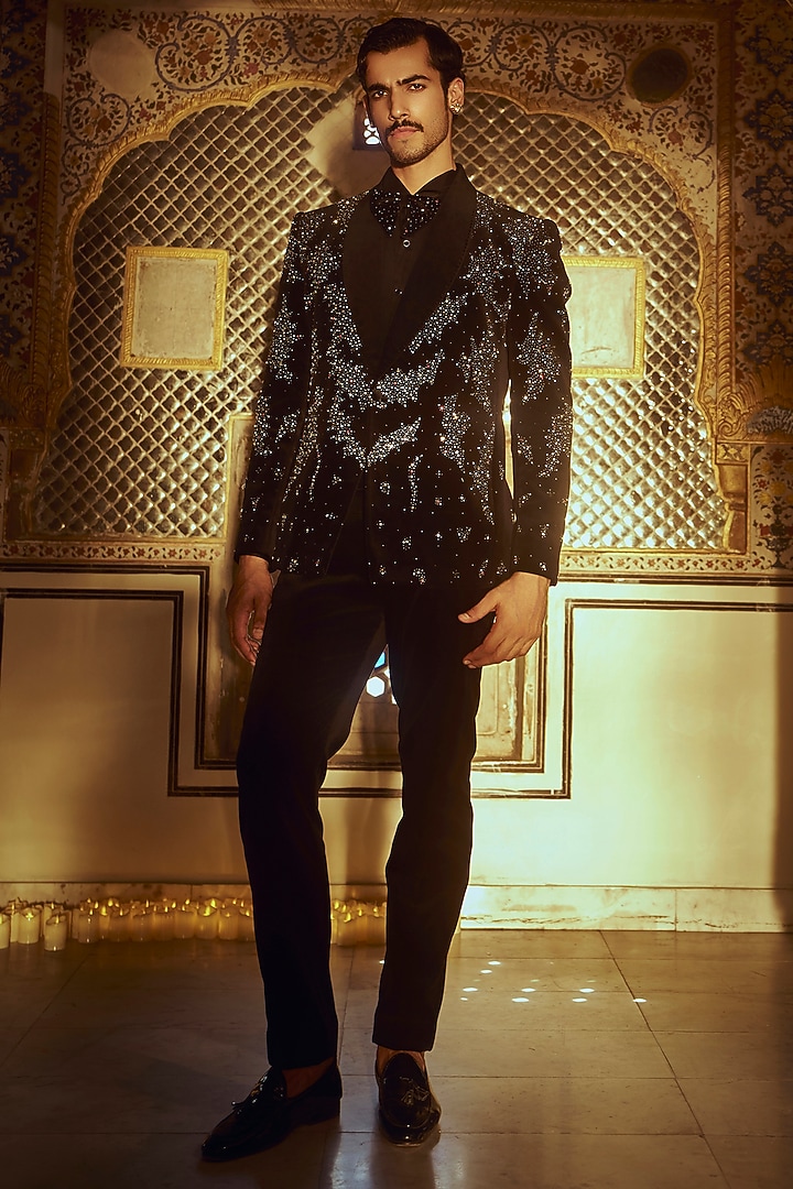 Obsidian Black Lucknowi Fabric Tuxedo Set by Jayesh and Kaajal Shah Men at Pernia's Pop Up Shop