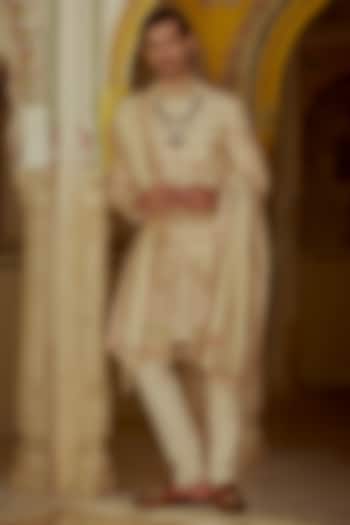 Ivory Silk Hand Embroidered Groom Sherwani Set by Jayesh and Kaajal Shah Men at Pernia's Pop Up Shop