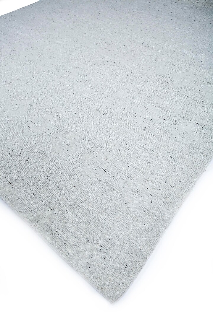 White Ice Wool Yarn Rug by Jaipur Rugs at Pernia's Pop Up Shop