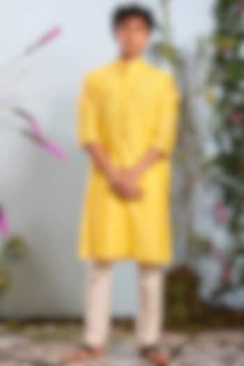 Yellow Embroidered Kurta by Julie by Julie Shah Men
