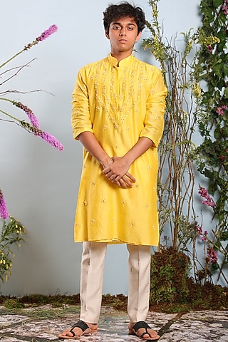 Yellow Embroidered Kurta by Julie by Julie Shah Men