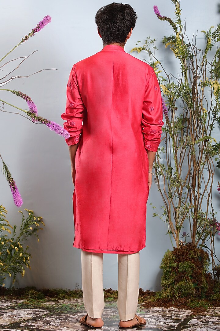 Coral Kurta With Embroidery by Julie by Julie Shah Men at Pernia's Pop Up Shop