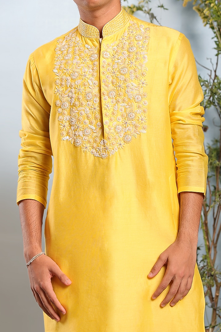 Yellow Chanderi Embroidered Kurta by Julie by Julie Shah Men at Pernia's Pop Up Shop