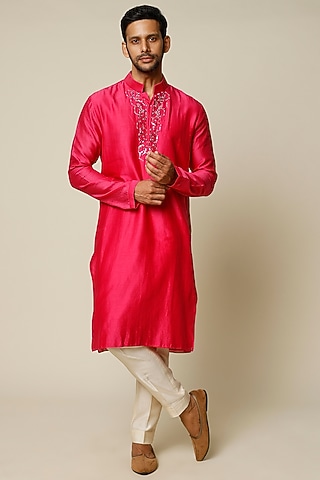 Fuchsia Sequins Embroidered Kurta Set by Julie by Julie Shah Men