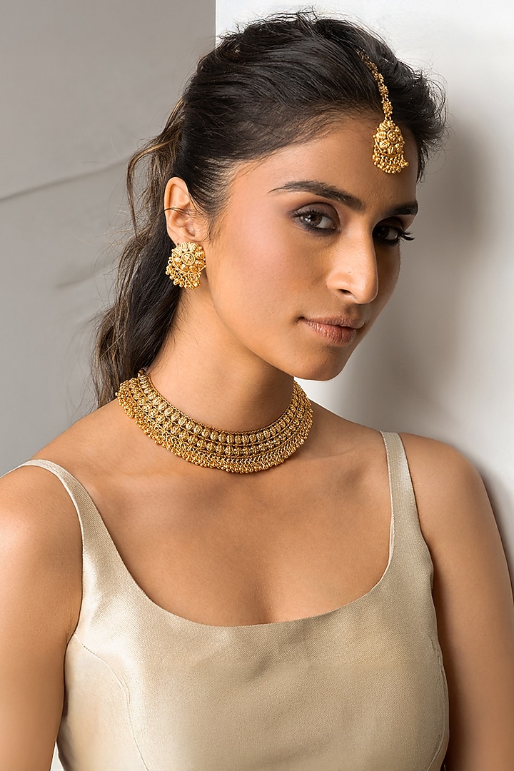 Gold Finish Kundan Polki Choker Necklace Set by Joules By Radhika at Pernia's Pop Up Shop