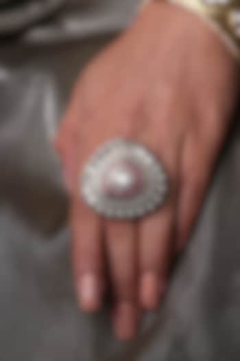 Gold Finish Kundan Polki & Ruby Ring by Joules By Radhika at Pernia's Pop Up Shop