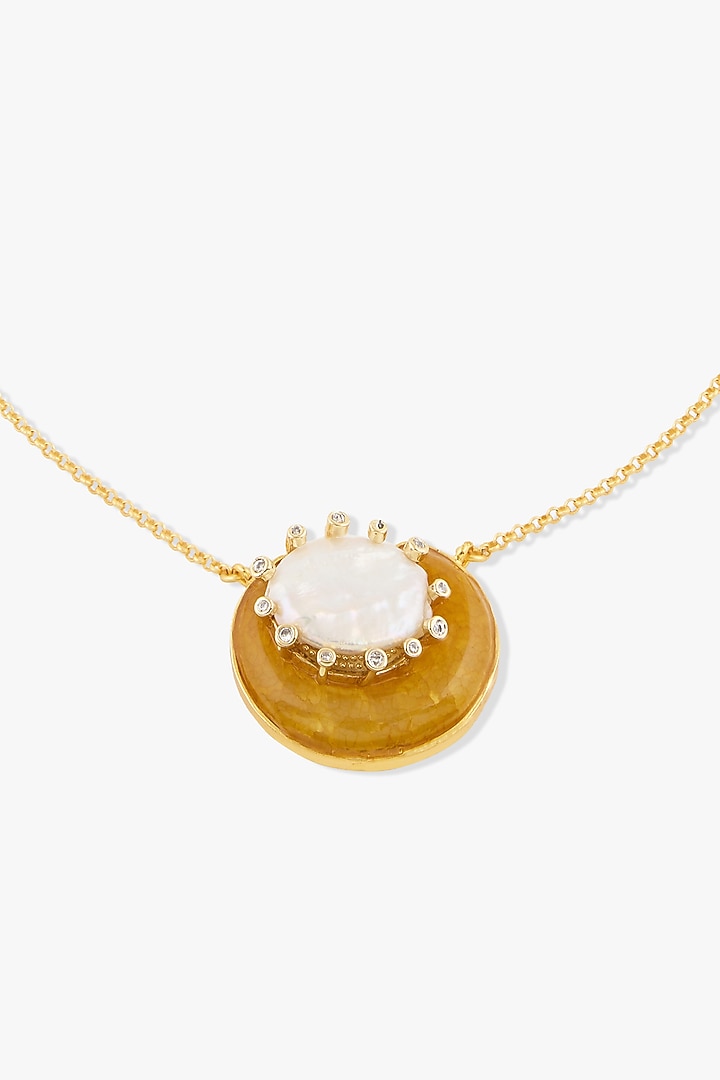 Gold Finish Beige Agate Stone & Baroque Pearl Nahlira Necklace by Joules By Radhika at Pernia's Pop Up Shop